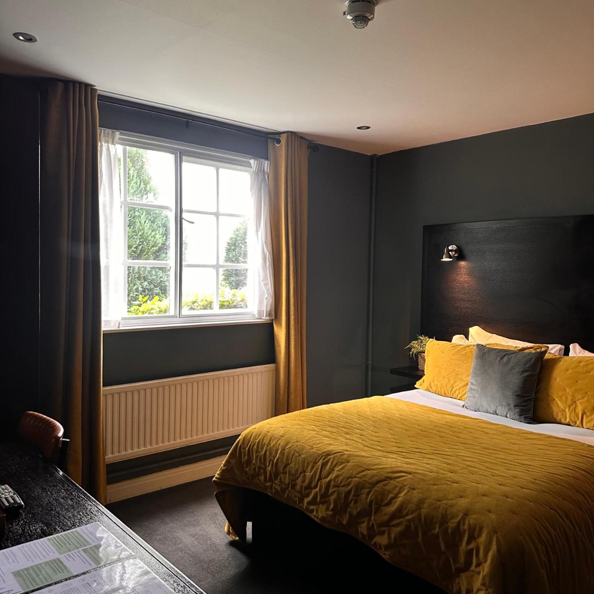The Vicarage - Housity
