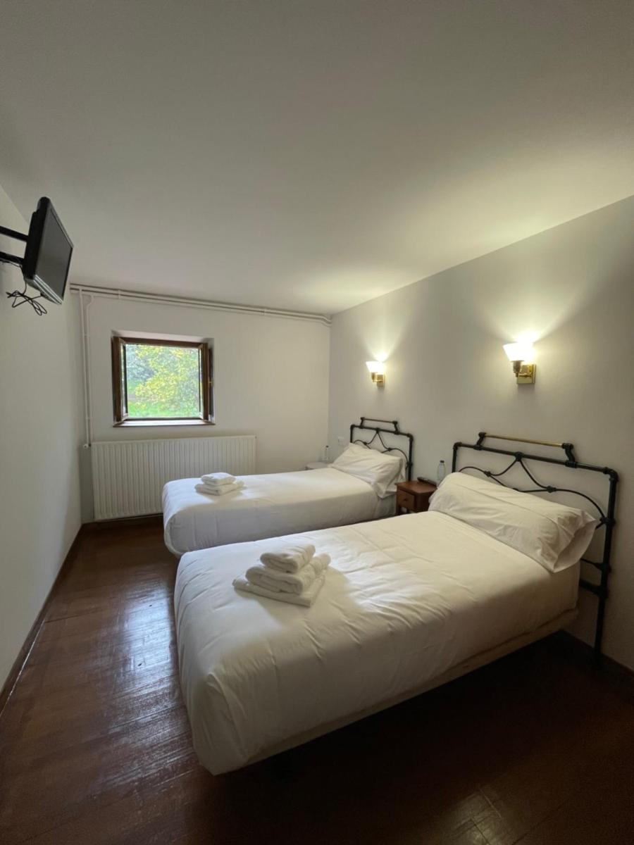 Hotel Castillo Valdés Salas - Housity