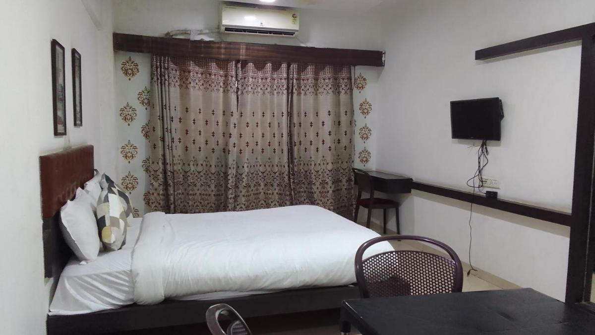 Hotel Anand inn - Housity