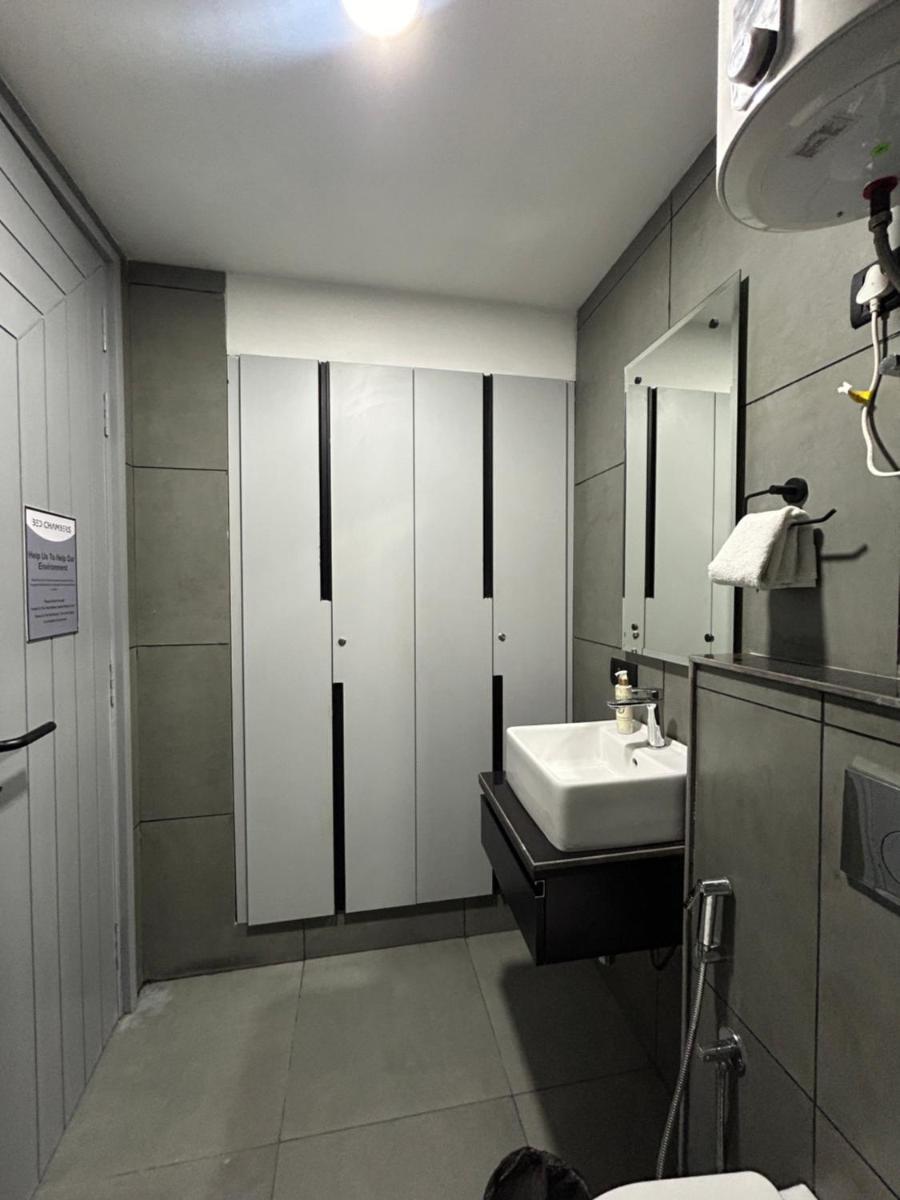 BedChambers Serviced Apartment, Golf Course, Gurgaon - Hizvo