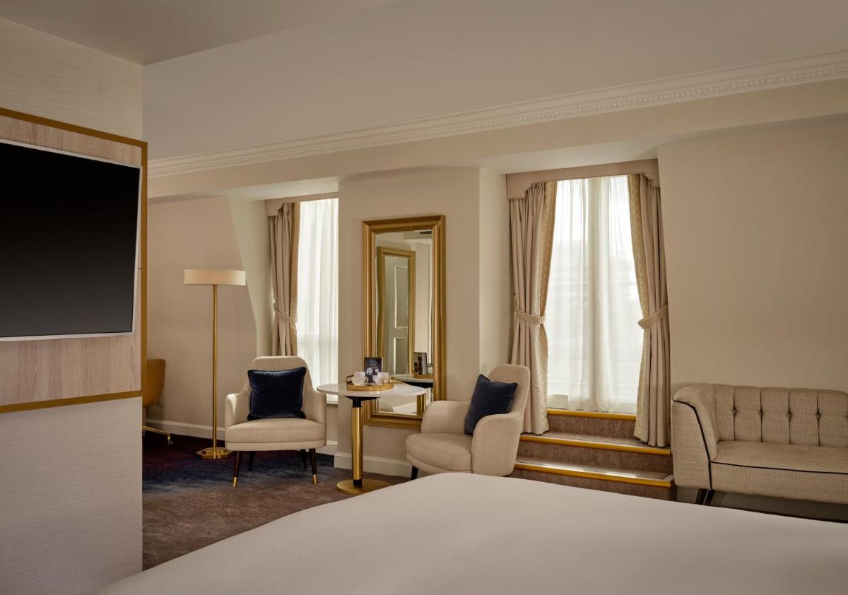 The College Green Dublin Hotel, Autograph Collection - Housity