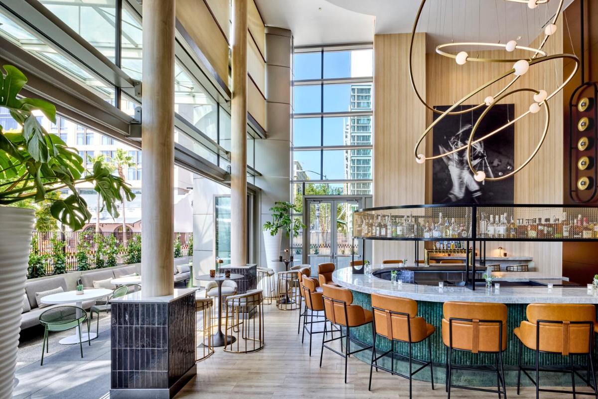 Omni San Diego Hotel - Housity