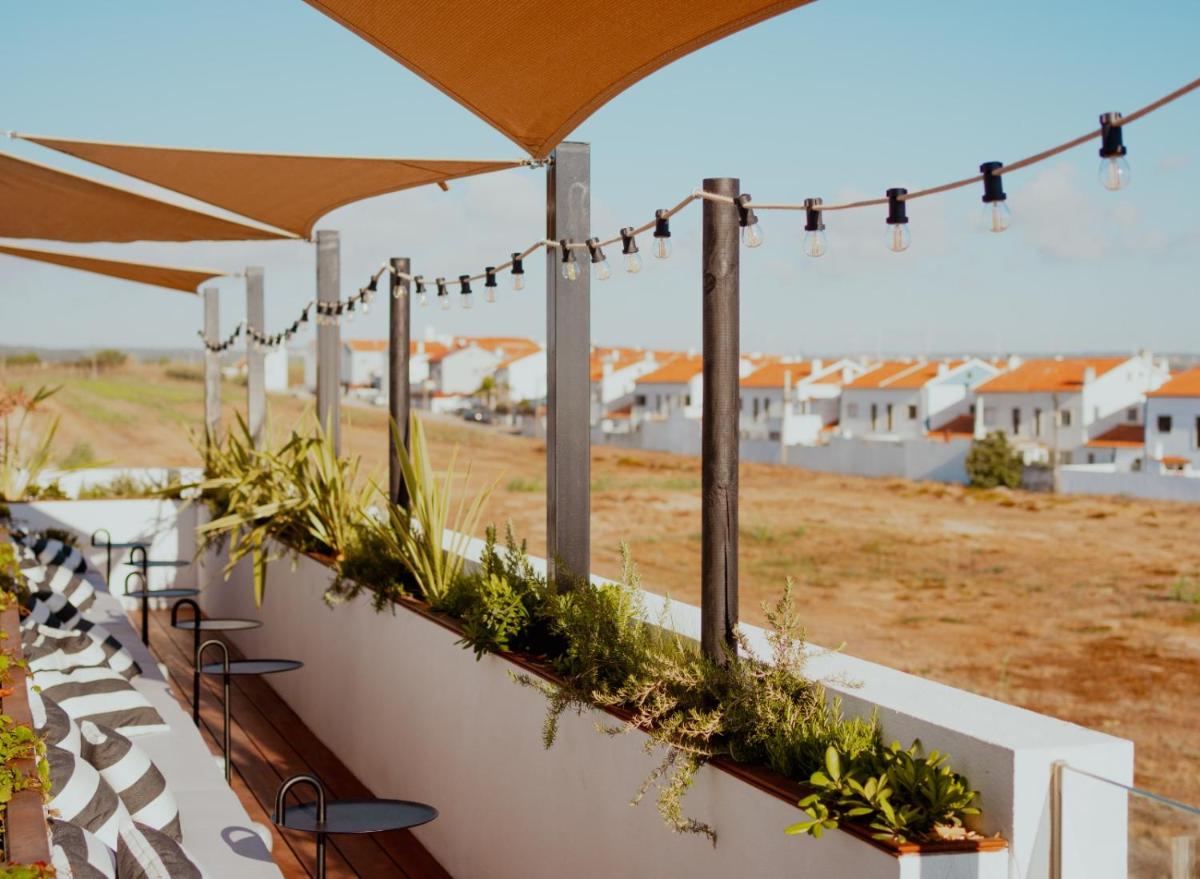 O edifício onde o hotel está situado