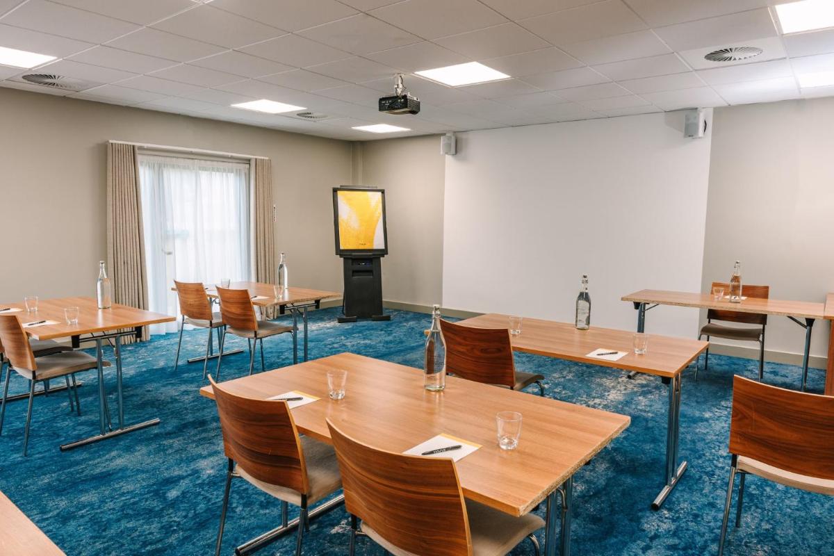 voco Winchester Hotel & Spa, an IHG Hotel - Housity