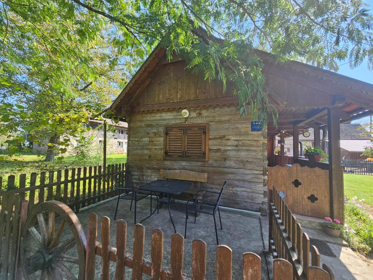 Apartments Kuvarna - Housity