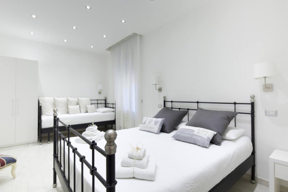 Affittacamere Arosio - Housity
