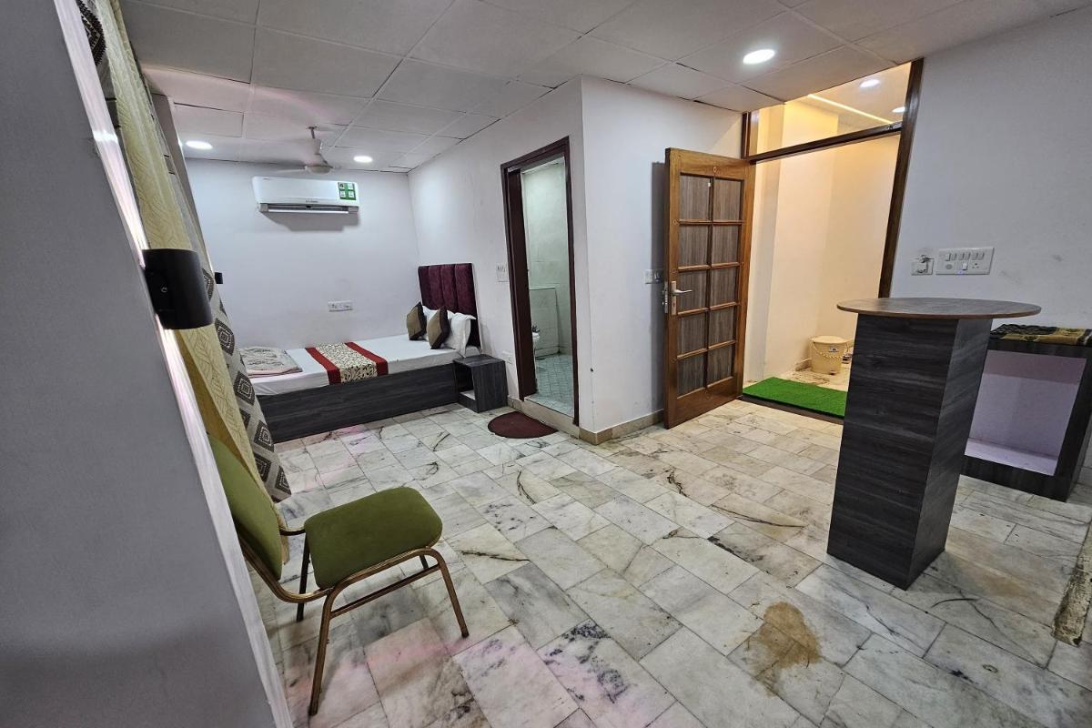 The Fazar Residency Near Hazrat Nizamuddin Dargah - Housity