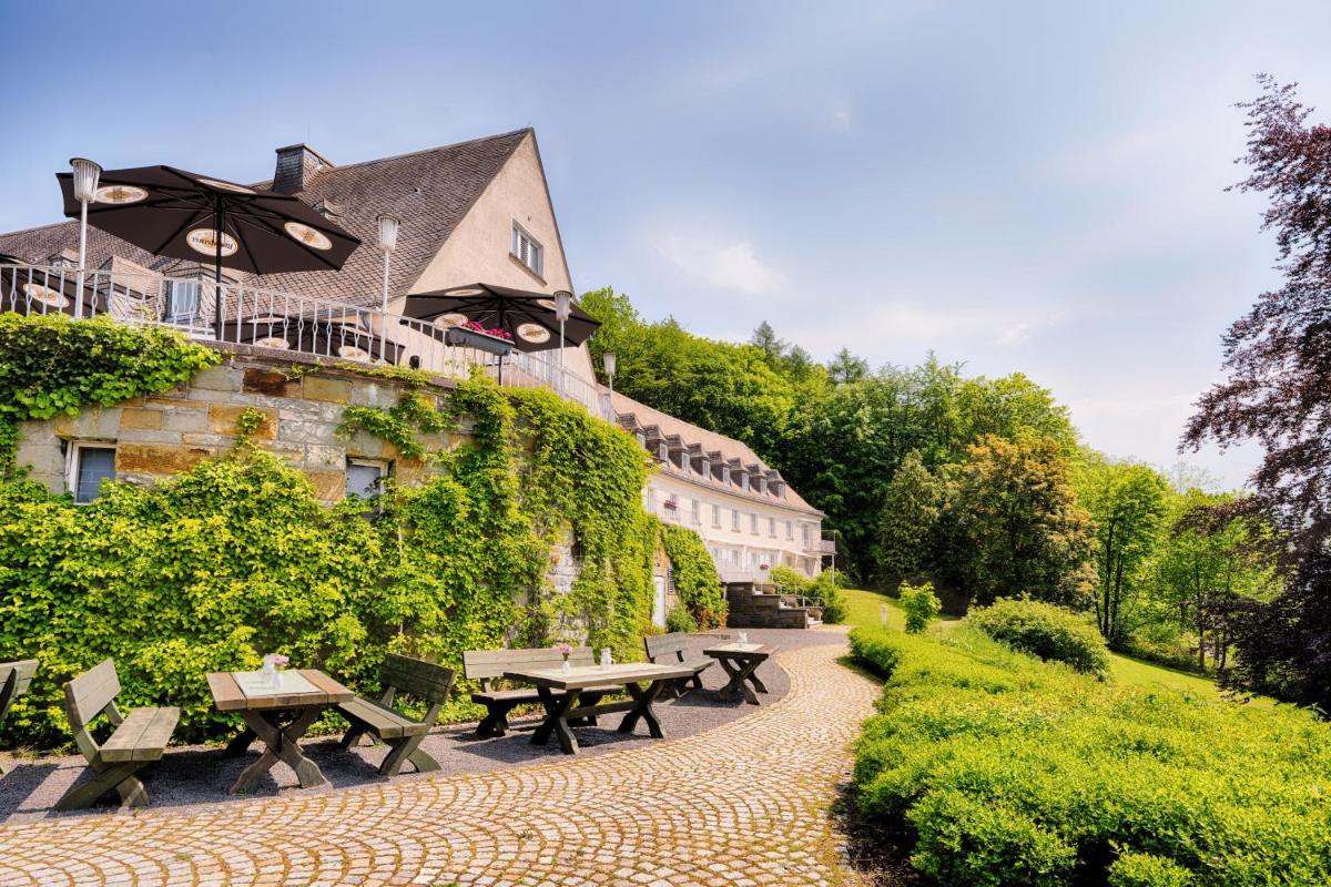 Welcome Hotel Meschede Hennesee - Housity