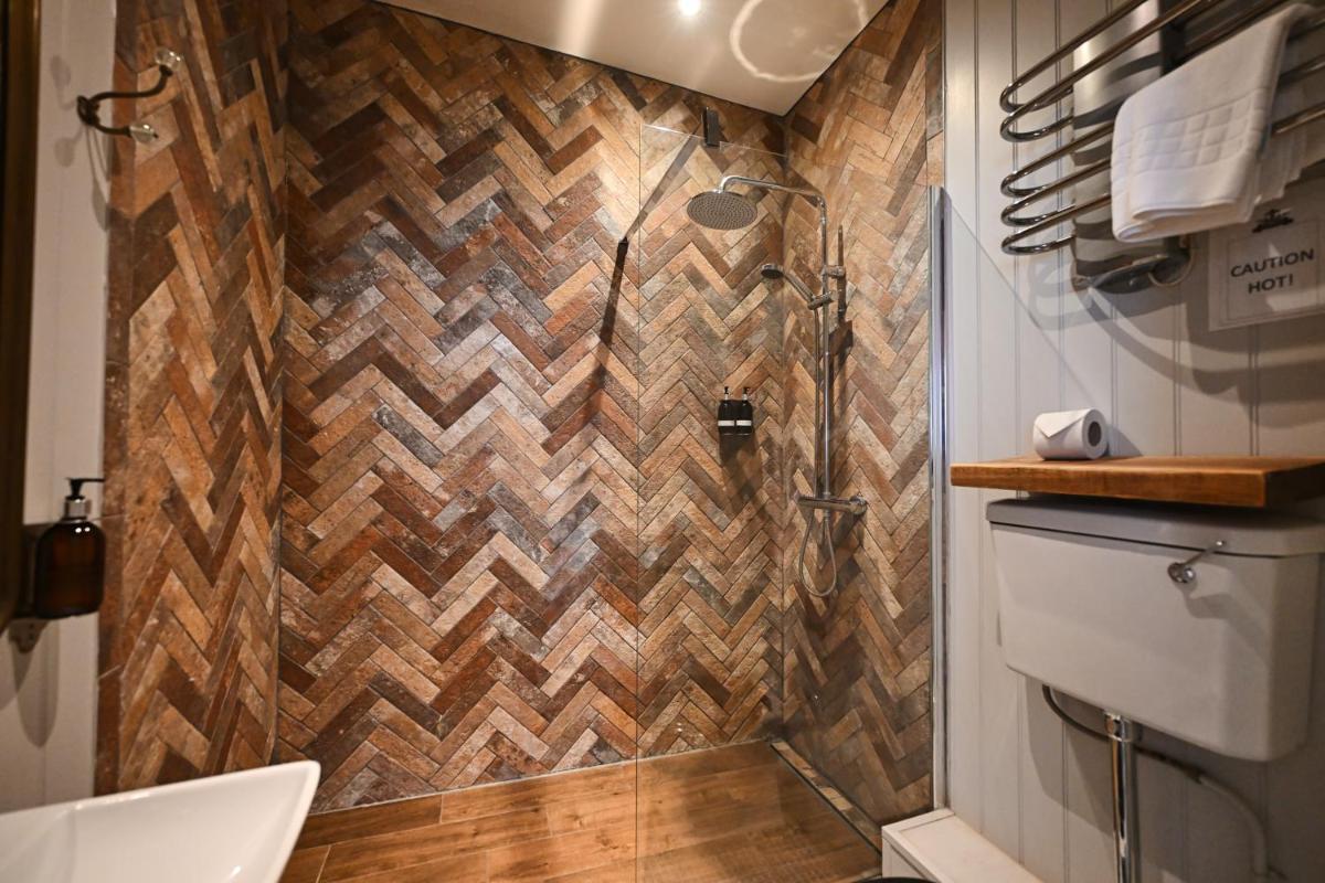 The King's Head - Housity