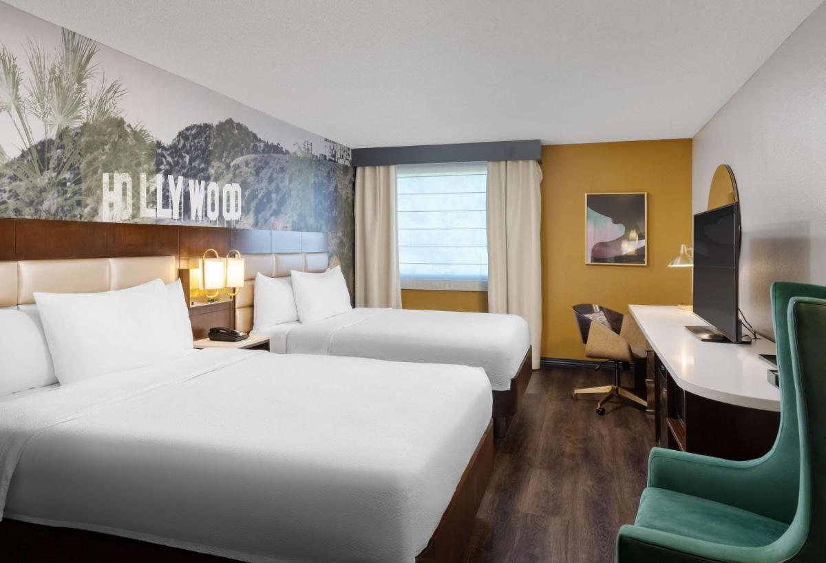 Hilton Garden Inn Los Angeles / Hollywood - Housity