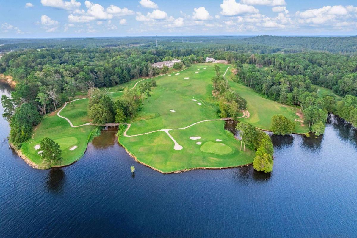 Cypress Bend Resort, a Wyndham Hotel - Housity