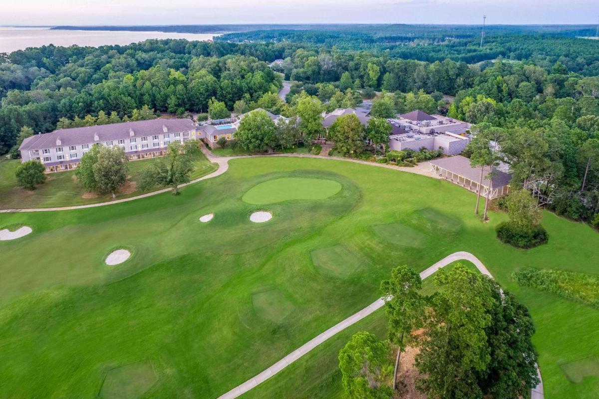 Cypress Bend Resort, a Wyndham Hotel - Housity