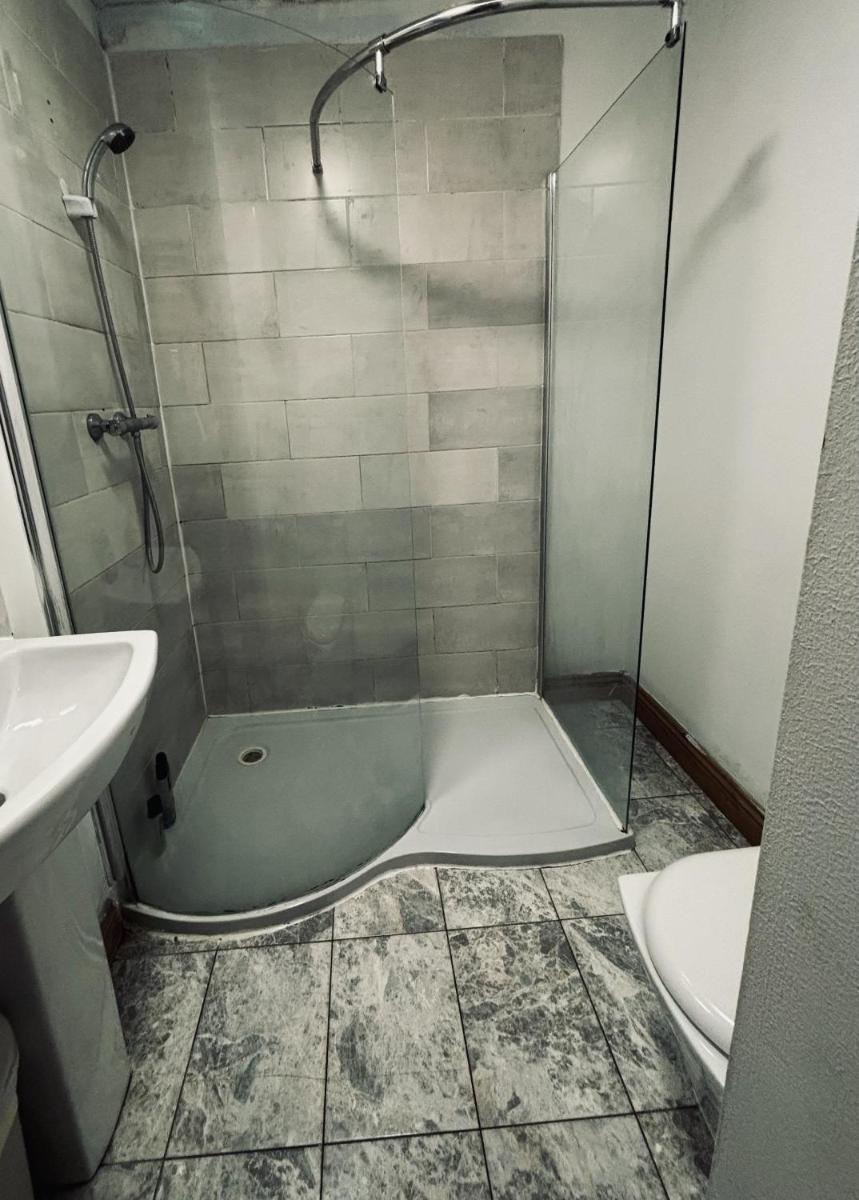 Harrow Road Rooms - Housity
