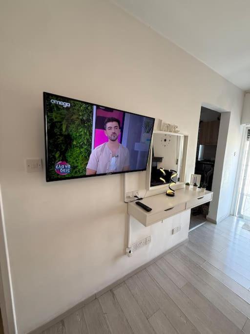 Top floor apartment in Nicosia with view! - Housity