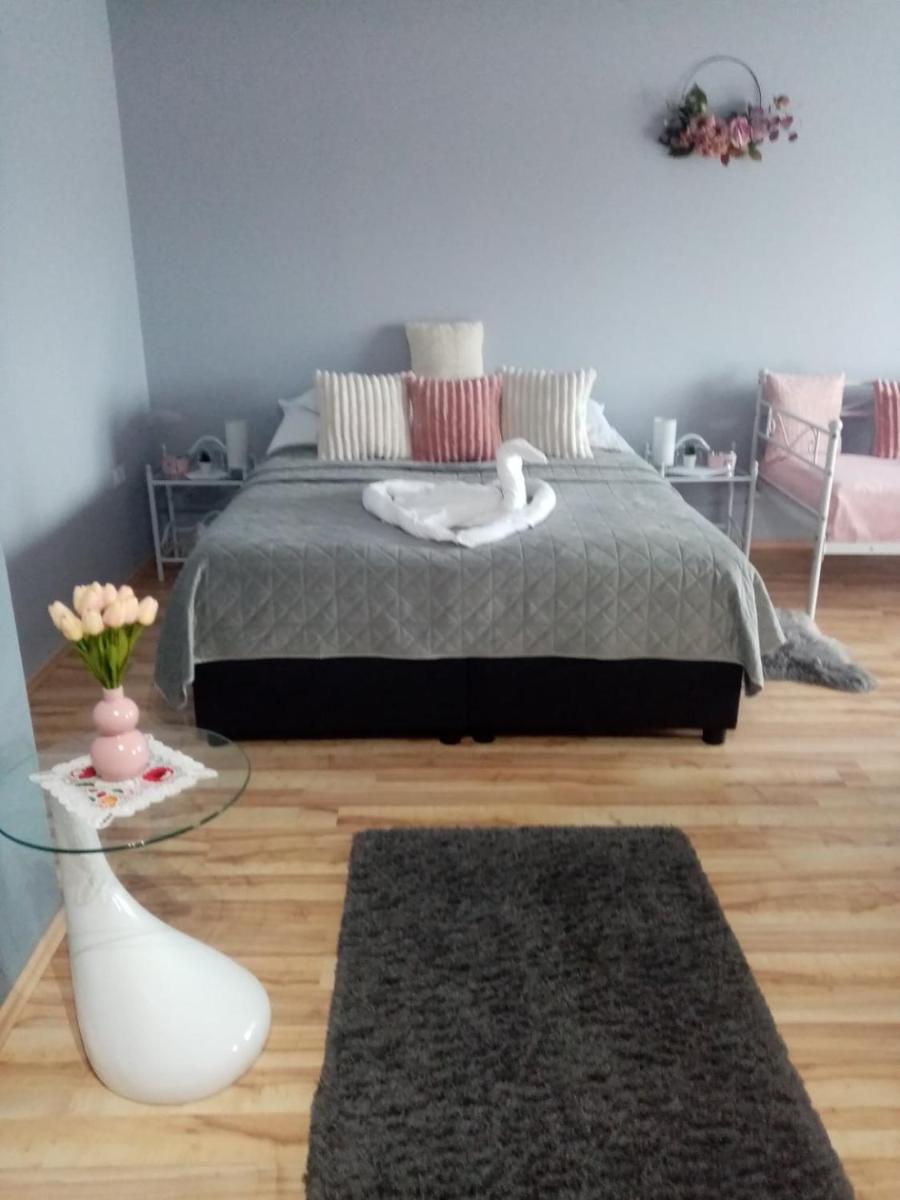 Sára Apartman Nyíregyháza - Housity