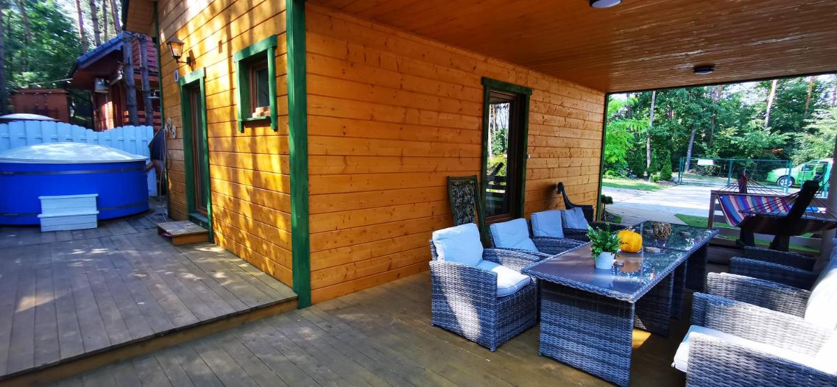 Domek letniskowy całoroczny zalew Chańcza Willa Leśny Czar balia sauna - Hizvo