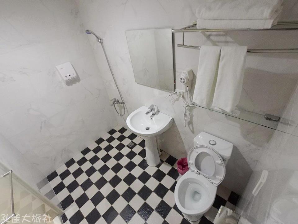 Peacock hotel - Housity