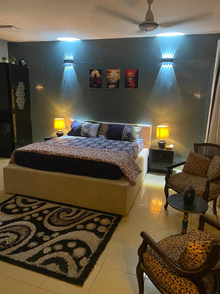 Studio Apartment in Diplomatic Enclave - Hizvo