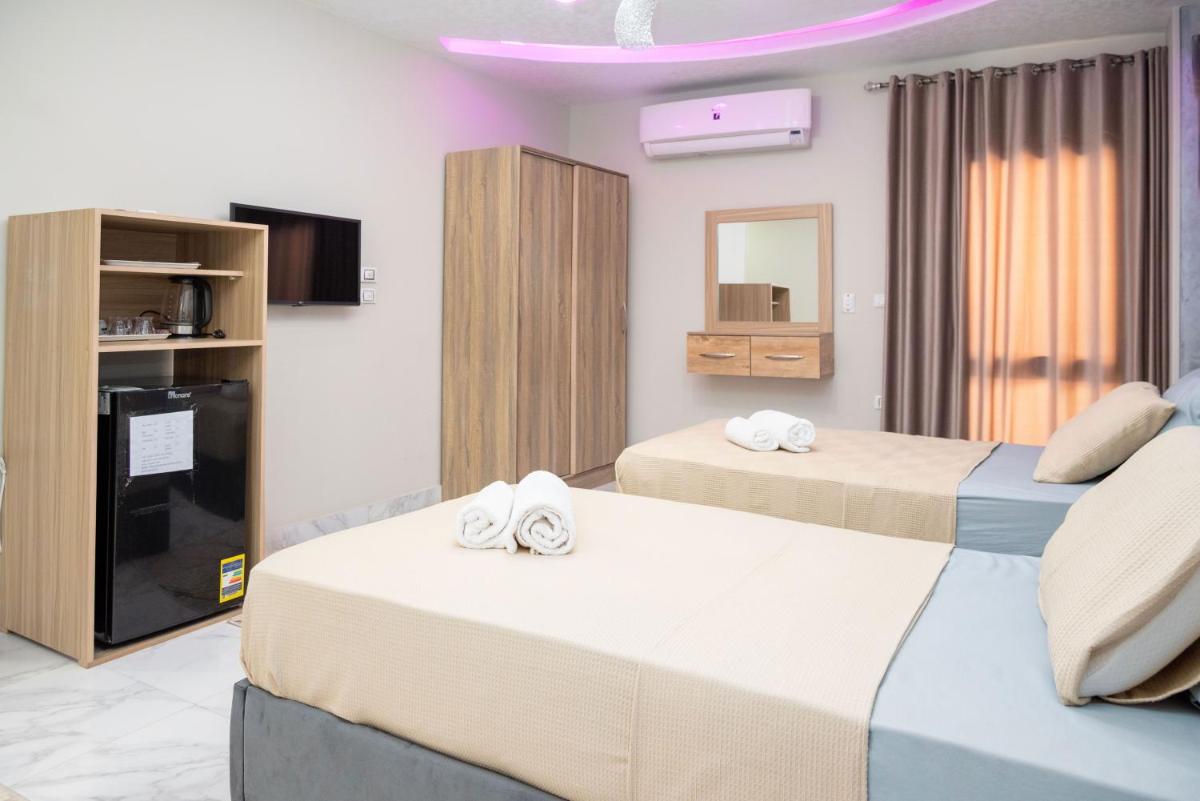 GEM VIEW HOSTEL - Housity
