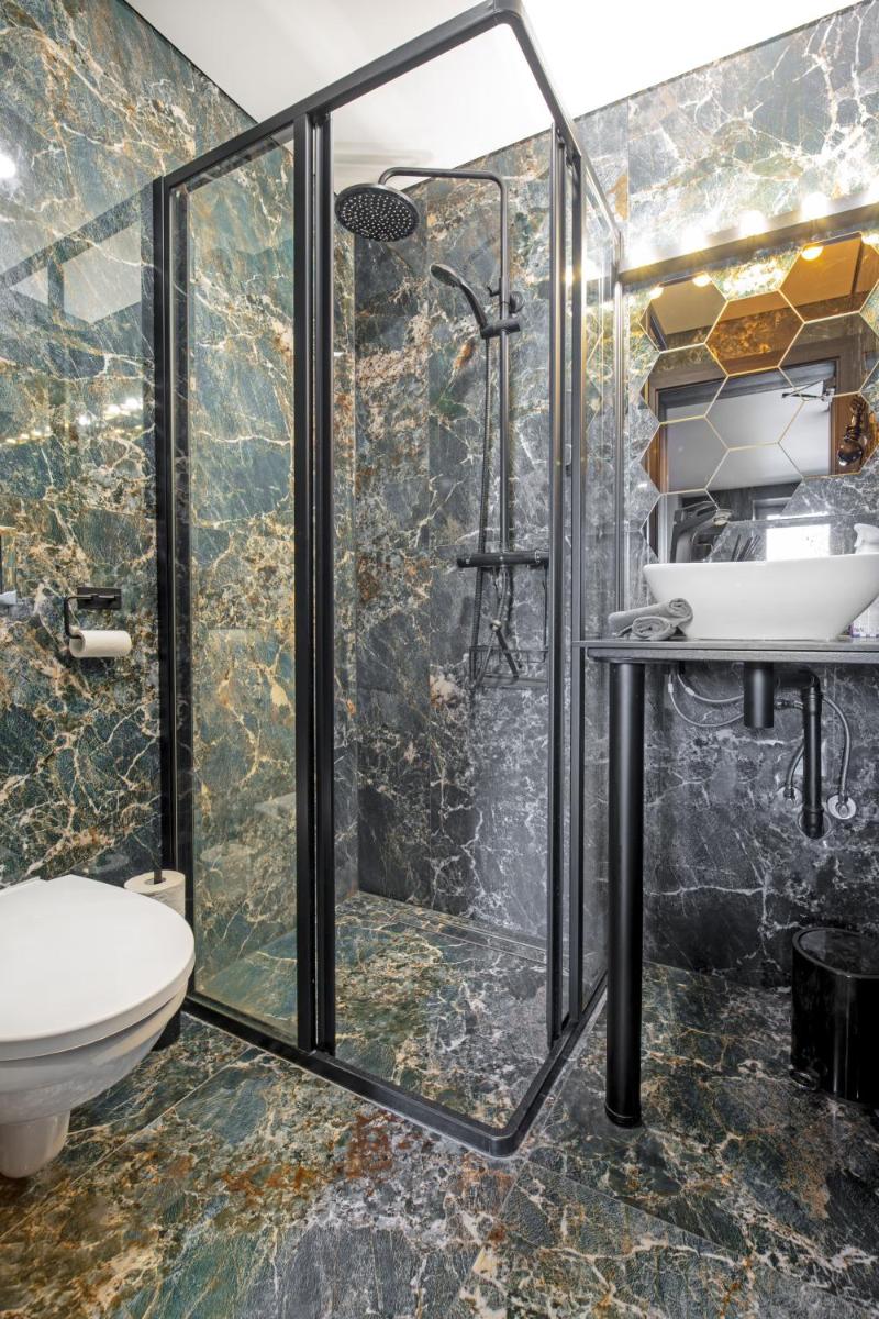 Apartments in Kaunas city centre with Jacuzzi bath - Housity