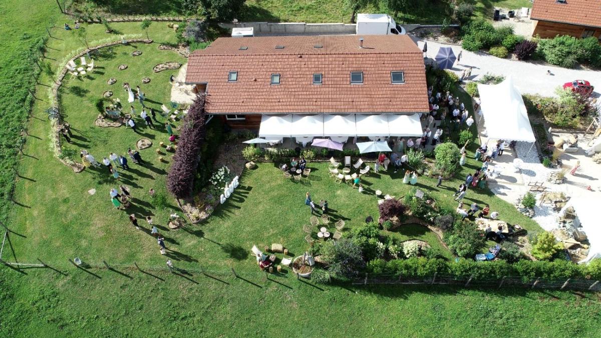 Le Paradis - Gîtes de groupe - Housity