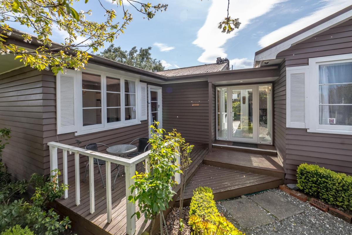 Bronte House - Housity