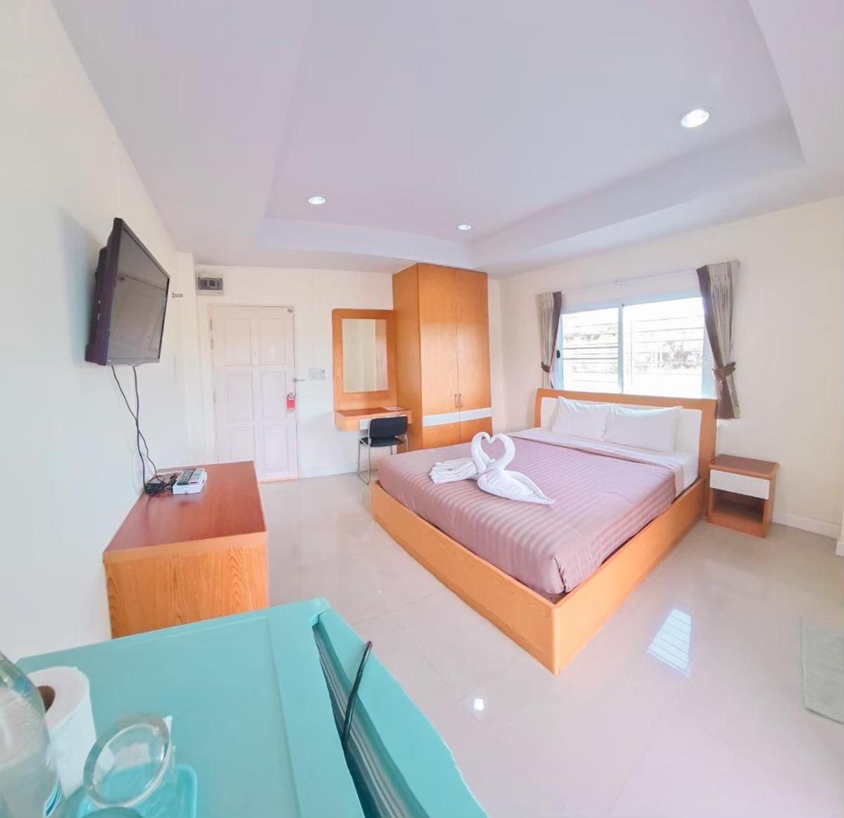 Surin Mansion - Housity