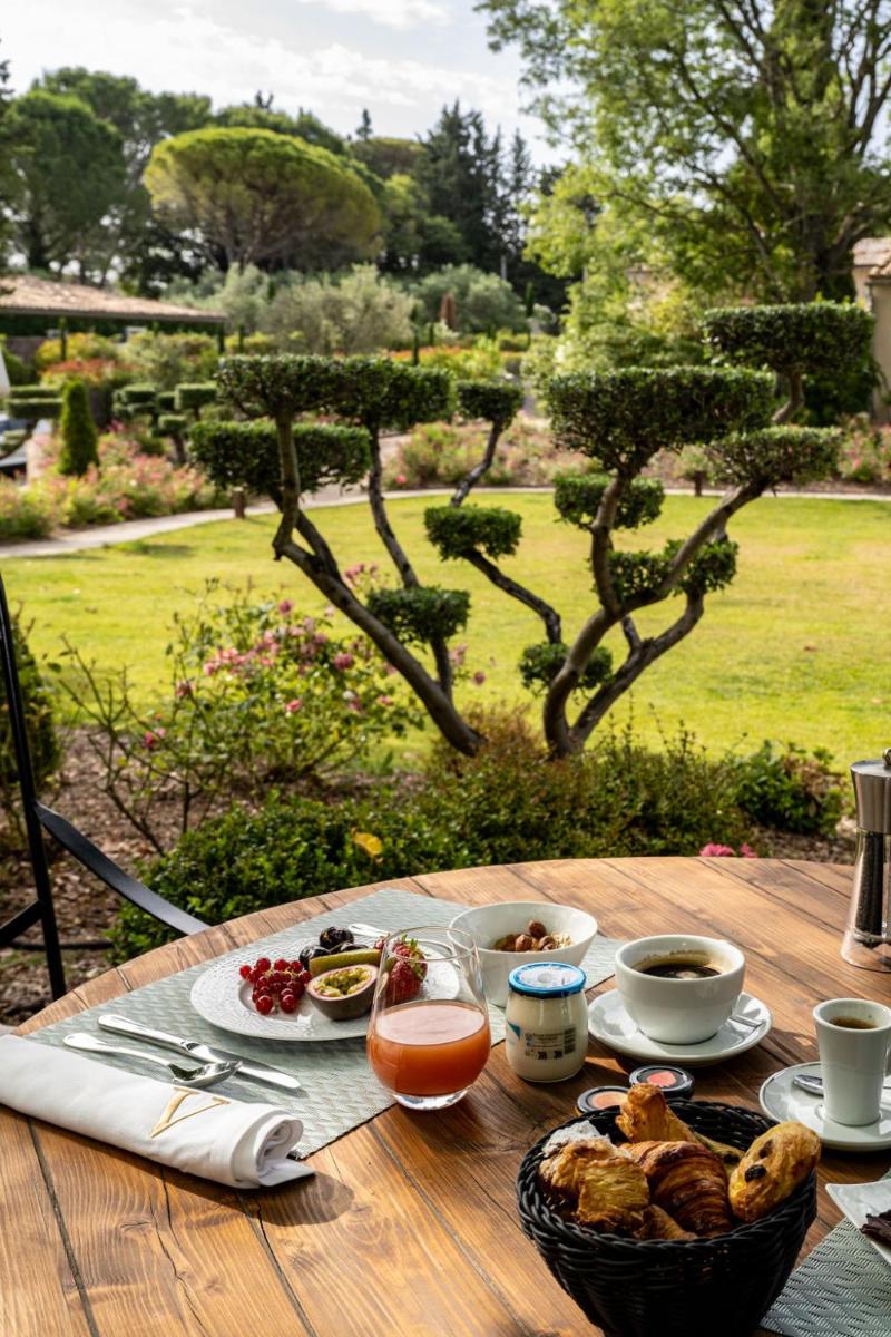 Nourriture dans l'hôtel ou à proximité