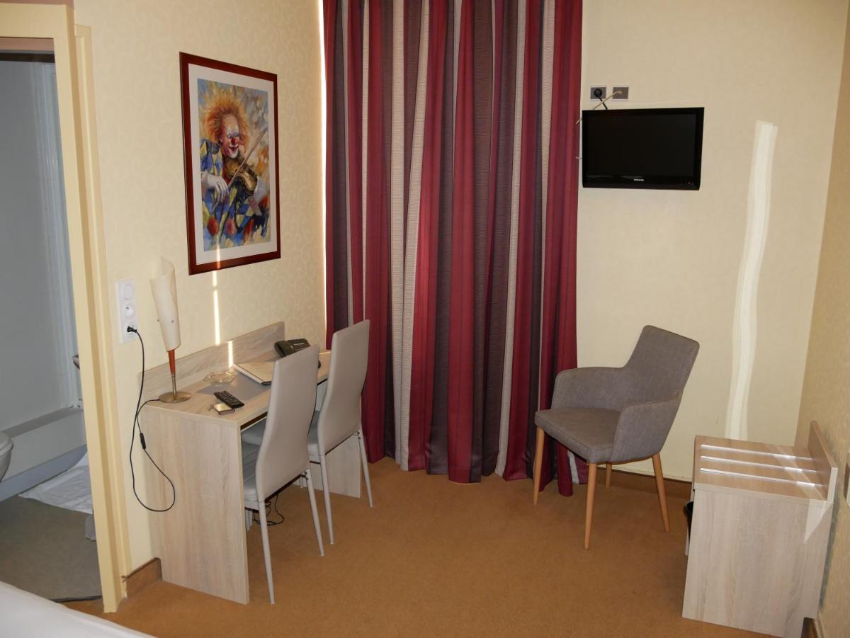 Logis Hôtel Le Lion d'Or - Housity