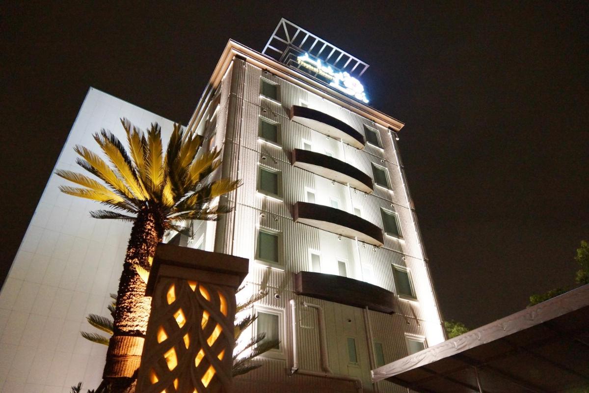 Hotel Lei - Housity