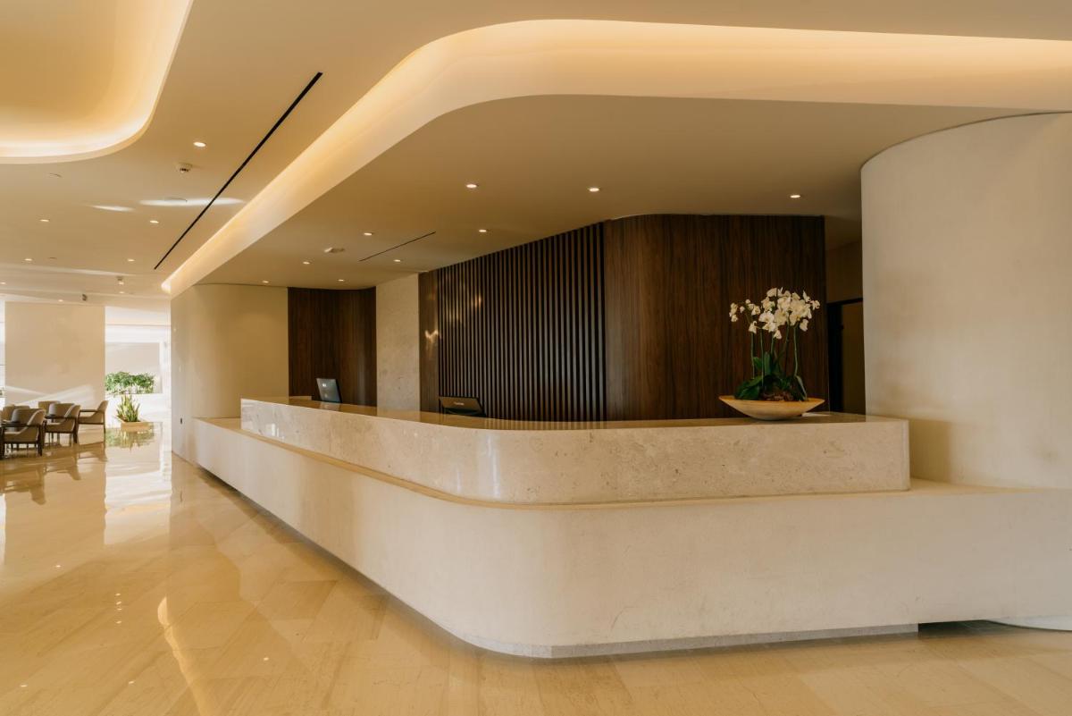 Calypso Beach - Housity