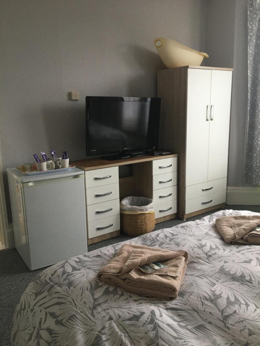 Whitecliff View - Housity