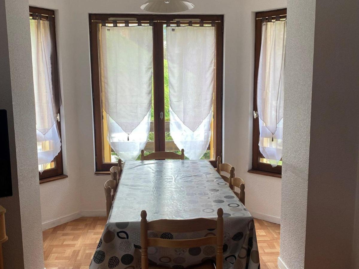 Appartement 3 pièces avec ascenseur et balcon, proche navettes gratuites - FR-1-515-33 - Housity