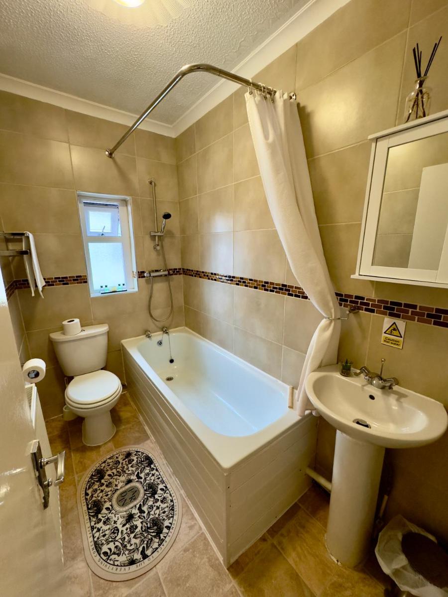 Coastal Park Accommodation - Housity