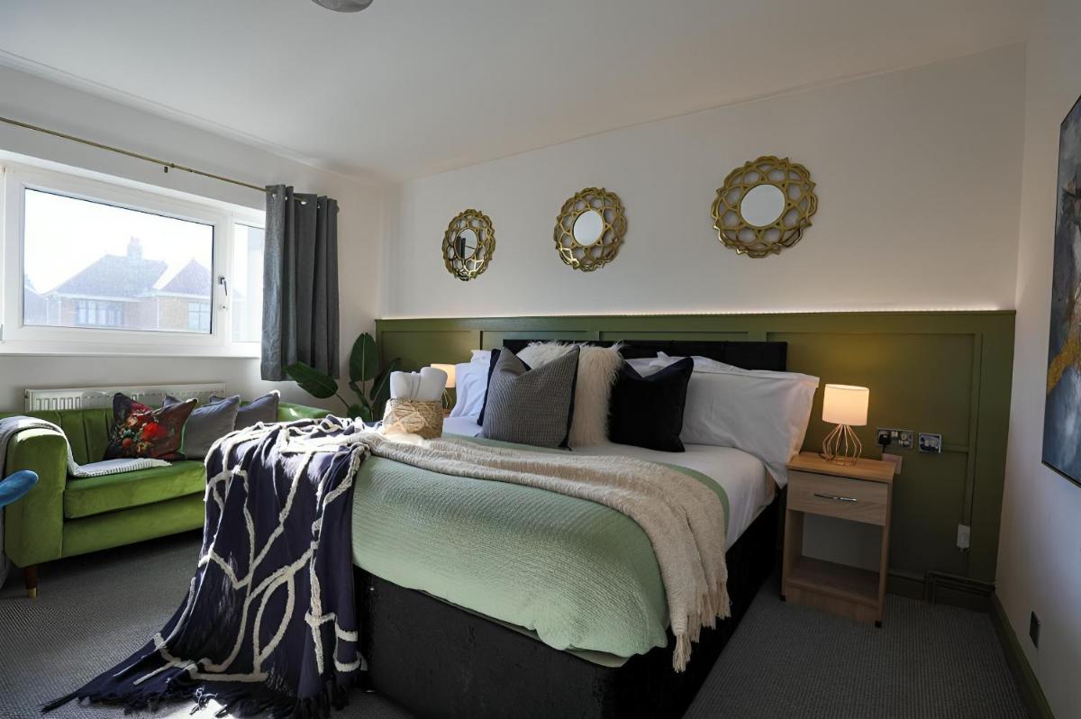 Coastal Park Accommodation - Housity