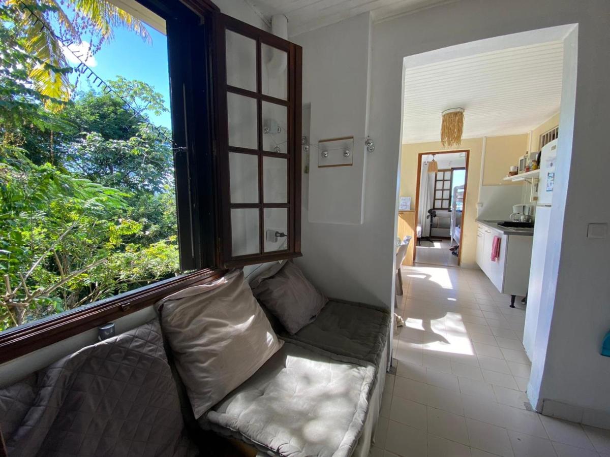 Top Hill Hostel- Martinique- auberge dortoir - Housity