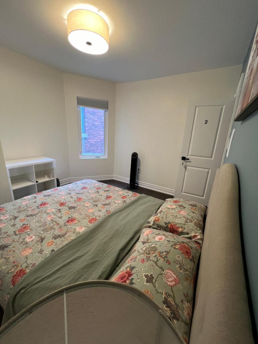 Captain House - Housity