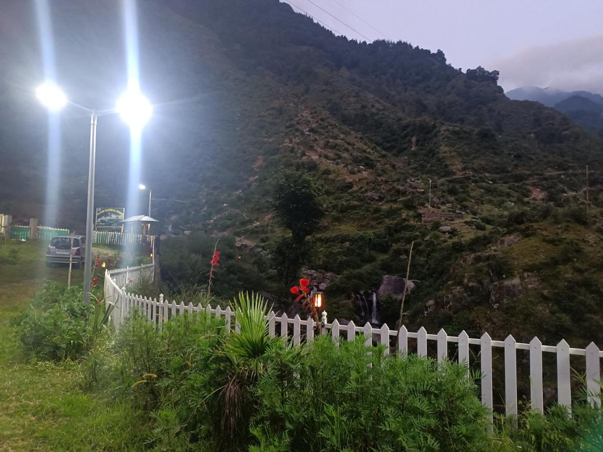 Nature Waterfall Resort, Bir - Housity