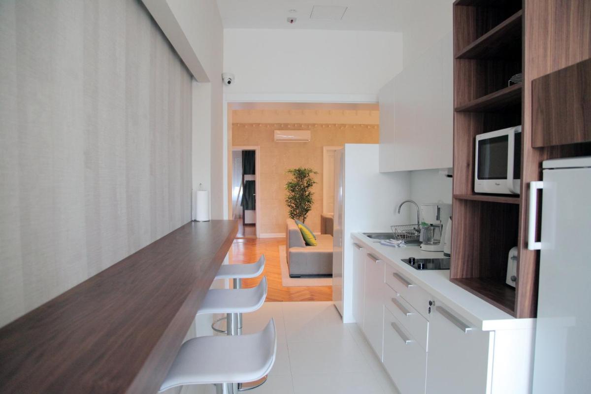 Hostel Karavan Inn - Housity