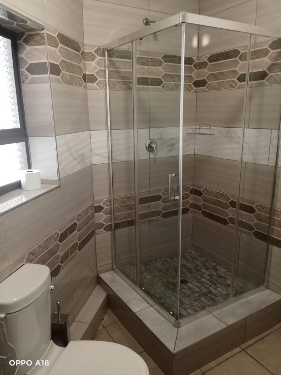 The View Guestlodge - Housity