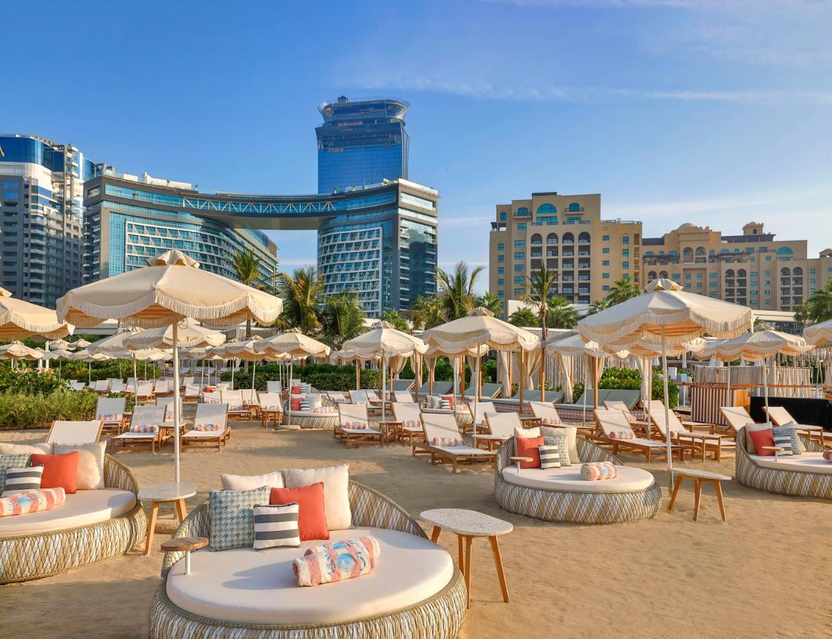 Suitetrails - NH Collection Dubai The Palm