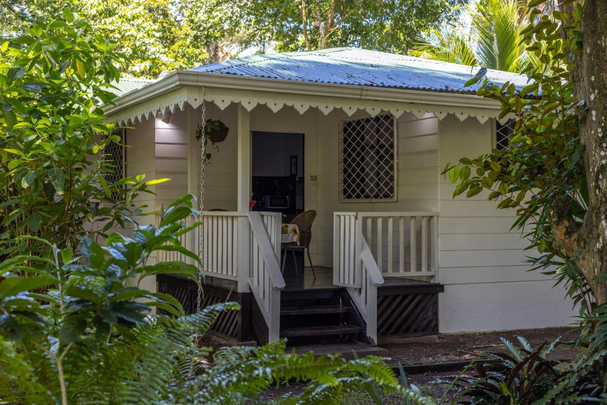 Playa Grande Lodge & Tree House - Housity