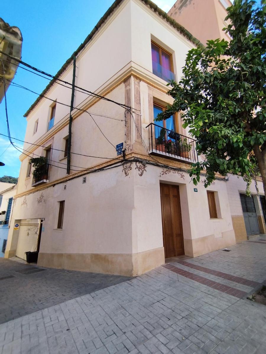 Altozano Room I, Estudió, centro de Málaga, GayFriendly, Wi-Fi gratis - Housity