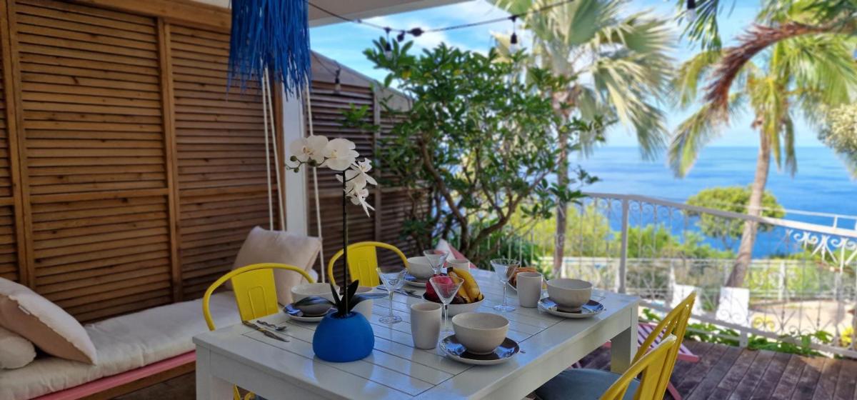 LA BOHEME, résidence de 5 appartements avec piscine, vue océan, Petite Ile - Housity