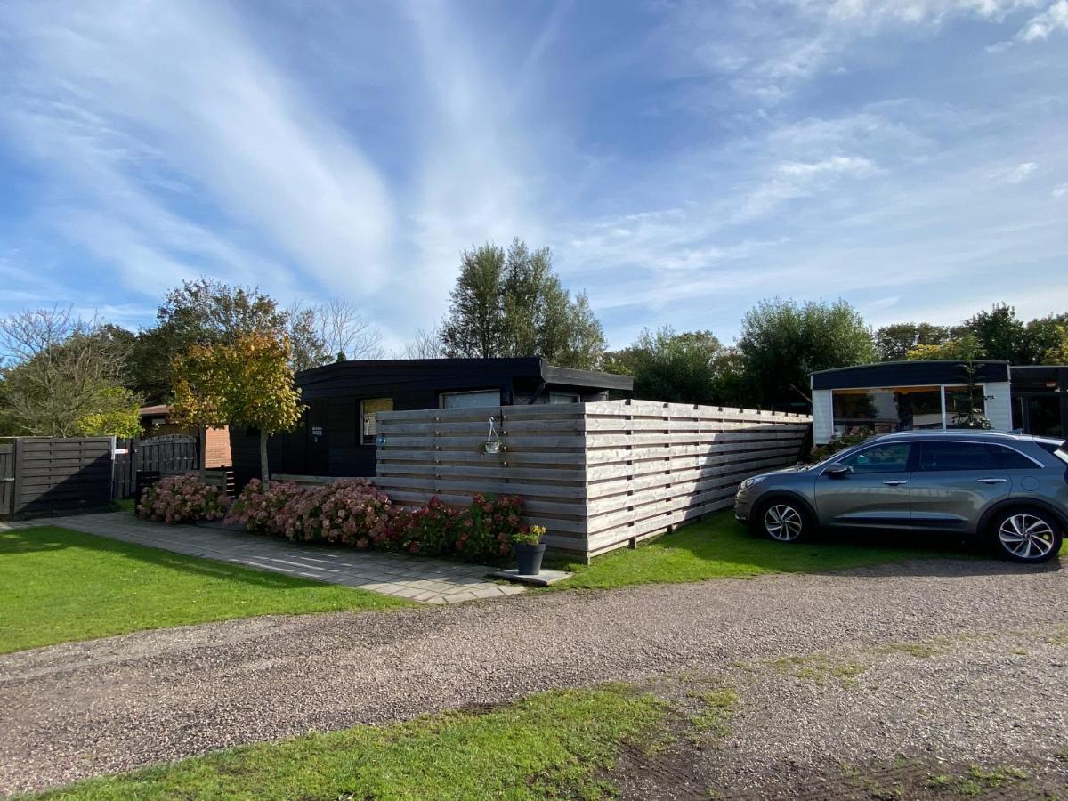 Wad Leuk - Housity