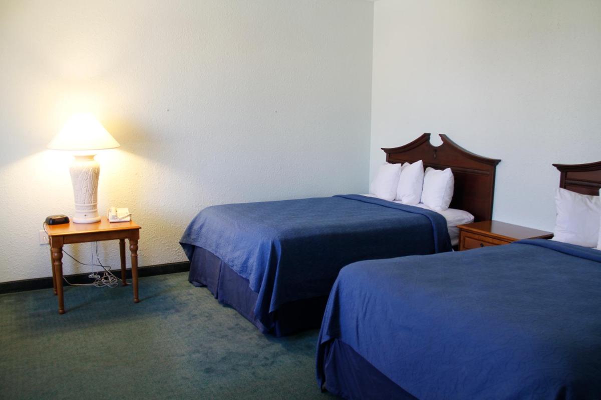 Cocoa Beach Suites Hotel - Housity