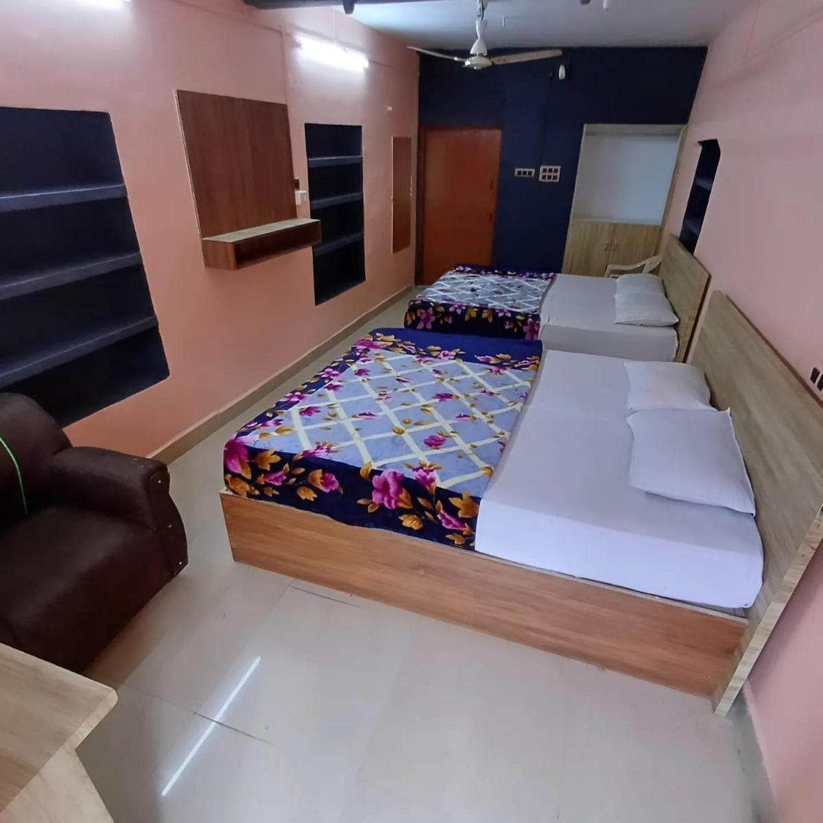 Shree Guest House Dandeli - Housity