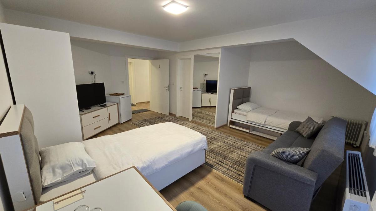 Potočari Han - Housity