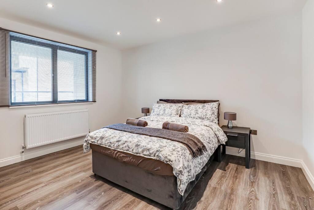 Relocators Business Leisure - Housity