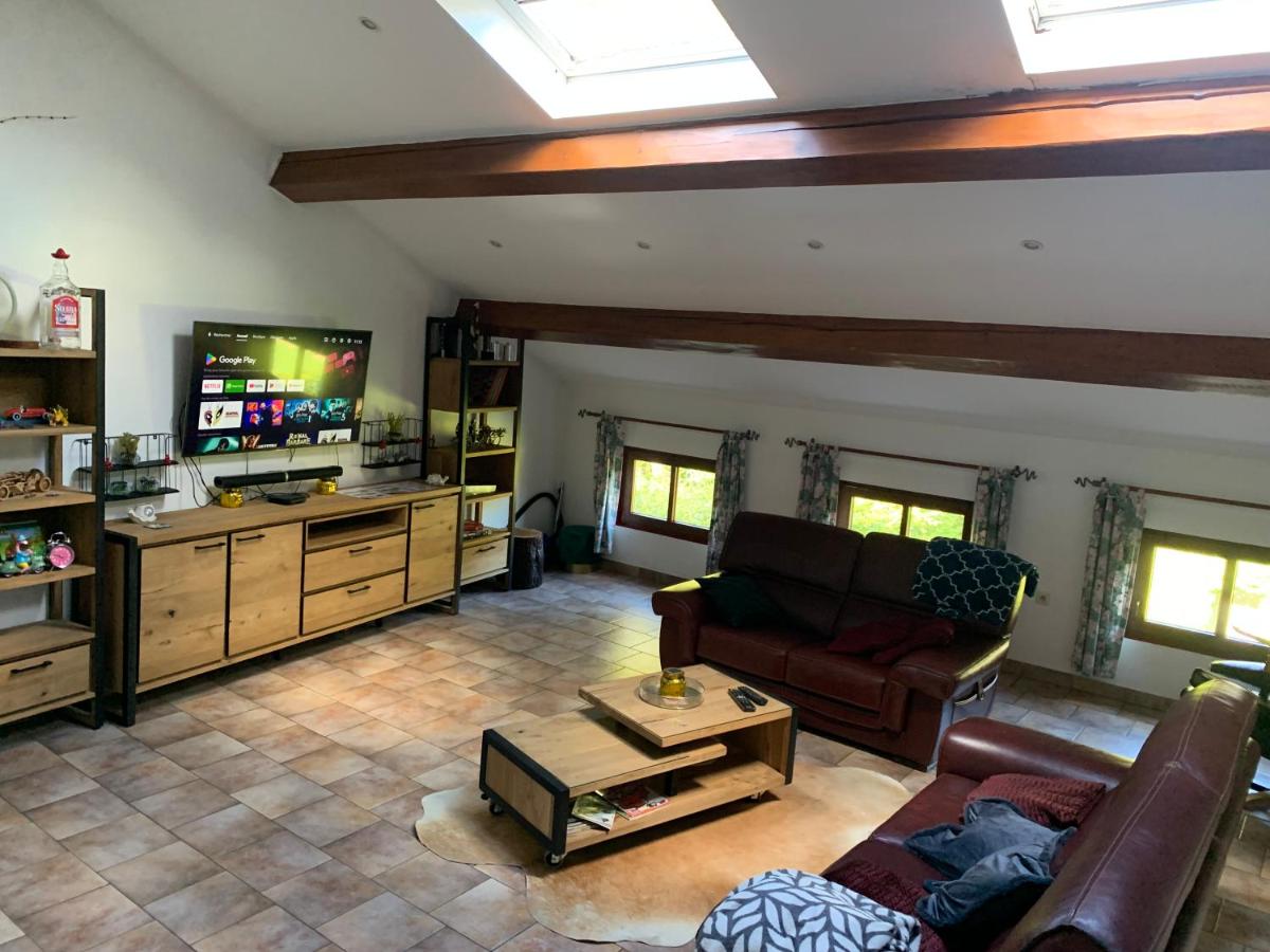 Sofiya Apartment - Housity